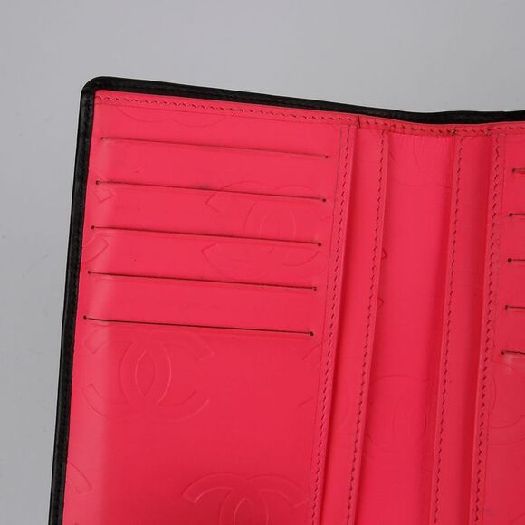 Compact Wallet - Picture 9 of 10